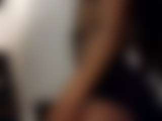 TheWolfeDen's Live Sex Cam Show