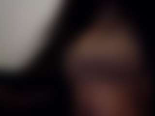 TheWolfeDen's Live Sex Cam Show