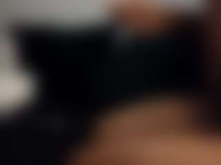 TheWolfeDen's Live Sex Cam Show