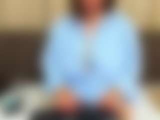 Live cam show with Sophiestique - Hairy on https://playwithruby.com