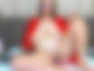 Live cam show with Sophiestique - Blue Eyes on Mixed Magazine Live