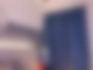 Live cam show with Nina - Athletic Tease on xplaylive.com