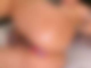 Live cam show with Nina - Bedroom on Camsoda