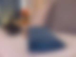 Live cam show with Nina - Lovense on Camming Site