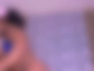 Live cam show with choco-dessert - Ebony on TeamSkeetLive | colombia