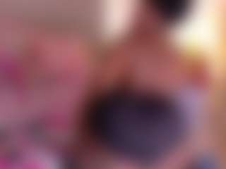 Live cam show with choco-dessert - Ebony on madthumbs | colombia