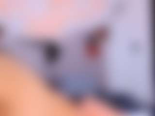 Live cam show with Estrella-Harryson - No Smoking on Milfs Live