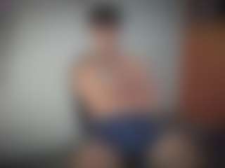 Live cam show with honestandrew - Cub on Camsoda