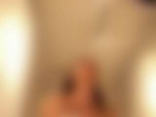 Live cam show with SaraCabali - Big Balls on Camming Site