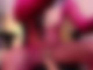 Live cam show with SaraCabali - Submissive on CamwithHer