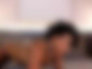Live cam show with Ambra Cohelo - Eating Pussy on Camsoda