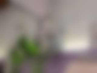 Live cam show with Ambra Cohelo - Facial Piercings on Uber Horny