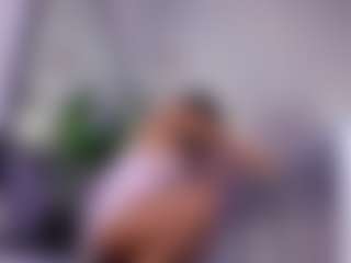 Live cam show with Ambra Cohelo - Spank on Fling VIP Chat