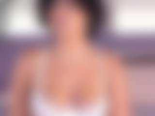 Live cam show with Ambra Cohelo - Bikini on Camsoda