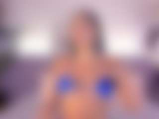 Live cam show with Ambra Cohelo - College on Camsoda