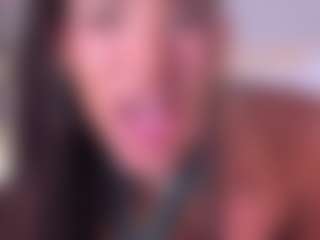 Live cam show with Ambra Cohelo - Solo on Camiplay Live