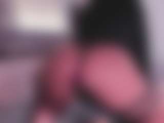 Live cam show with Ambra Cohelo - Handjob on CamClone