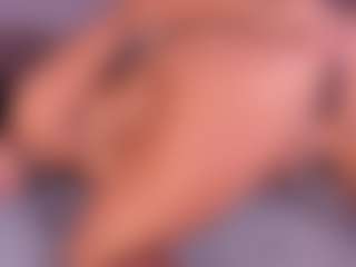 Live cam show with Ambra Cohelo - Brown Eyes Teen (18+) on Camsoda