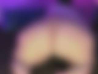 Emma MILF webcam performer live streaming