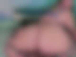 Emma's Live Sex Cam Show