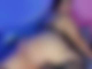 Live cam show with Emma - Alternative on Milfs Live