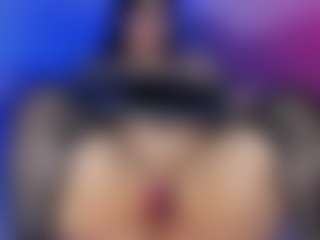 Live cam show with Emma - Master on Milfs Live