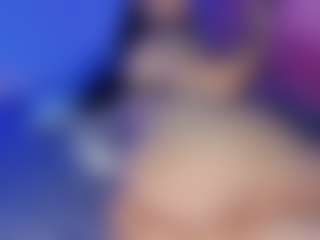 Live cam show with Emma - Latina MILF on Soda Cam | colombia