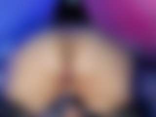 Emma's Live Sex Cam Show