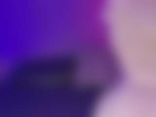 Live cam show with Emma - MILF on xxxlivecams.org