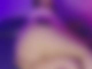 Live cam show with Emma - Double Penetration on livesuperchat.net