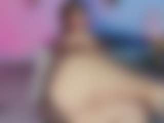 Live cam show with Emma - Smoking on Camsoda