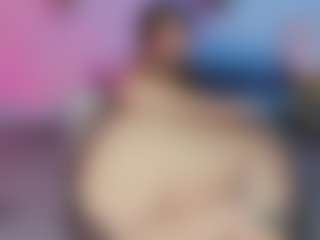 Live cam show with Emma - Fetish on SquirtSoMuch