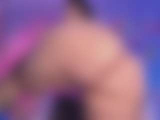 Live cam show with Emma - Latina on Gym Cam Girls | colombia