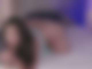 Emma MILF webcam performer live streaming
