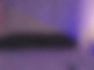 Live cam show with Emma - Fuck Machine on Camming Site