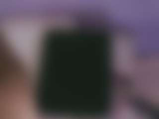 Emma MILF webcam performer live streaming