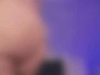 Live cam show with Emma - Ride on slutload