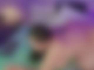 Live cam show with Emma - Big Clit on liverealitysex.com