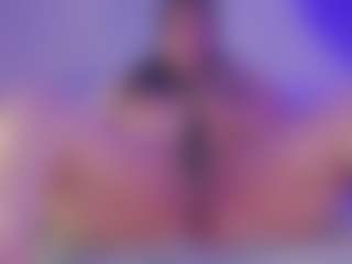 Emma MILF webcam performer live streaming