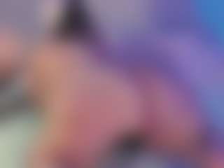 Live cam show with Emma - Colombia Young Adult on Camsoda