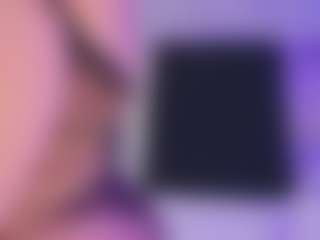 Live cam show with Emma - Anime on Soda Cam