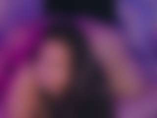 Live cam show with Emma - Amateur MILF on Streamer API