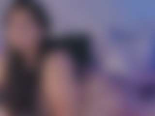 Emma MILF webcam performer live streaming