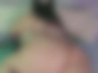 Live cam show with Emma - Big Clit on Dare Cams