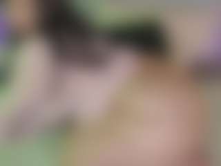 Live cam show with Emma - Hairy Pussy on Milfs Live