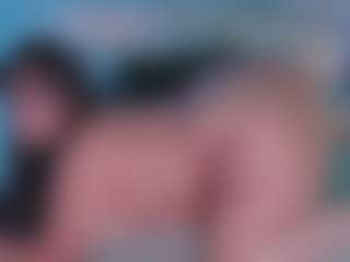 Live cam show with Emma - Dirty Talk on AdultVida.com