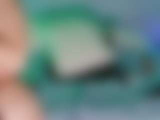 Emma MILF webcam performer live streaming