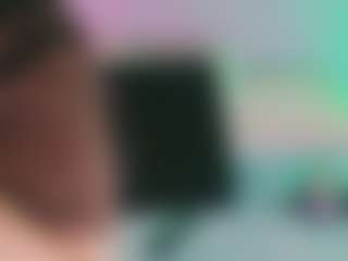 Live cam show with Emma - Fuck Machine on CamClone