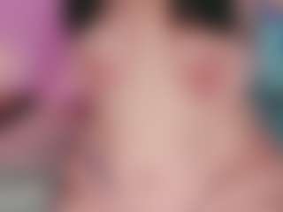 Live cam show with Emma - Gagging on Camming Site