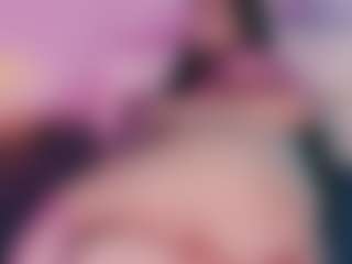 Live cam show with Emma - Full Nudity on Mixed Magazine Live